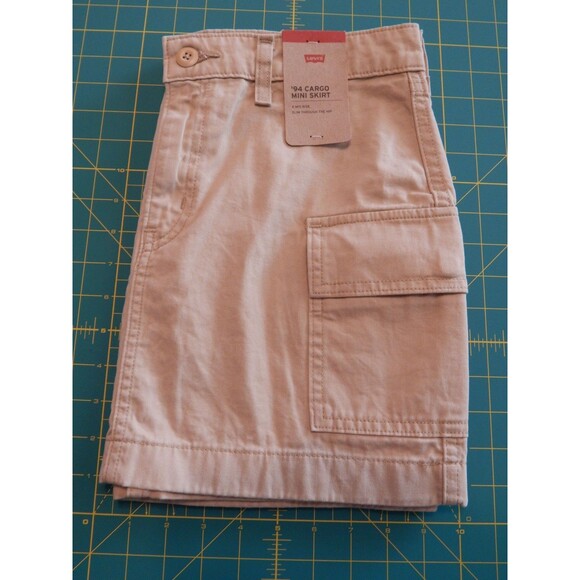 Levi’s Women's '94 Cargo Mini Skirt Size 32 Khaki Tan Beige Mid Rise $59.50 NWT - Picture 10 of 12
